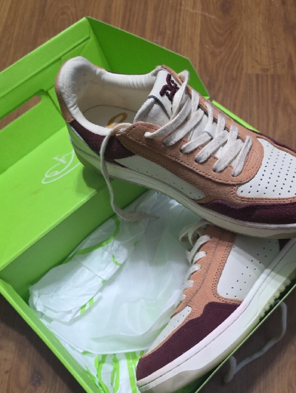 Sam Edelman Burgundy and Tan Suede-Accent Low-Top Sneakers - Picture 4 of 8